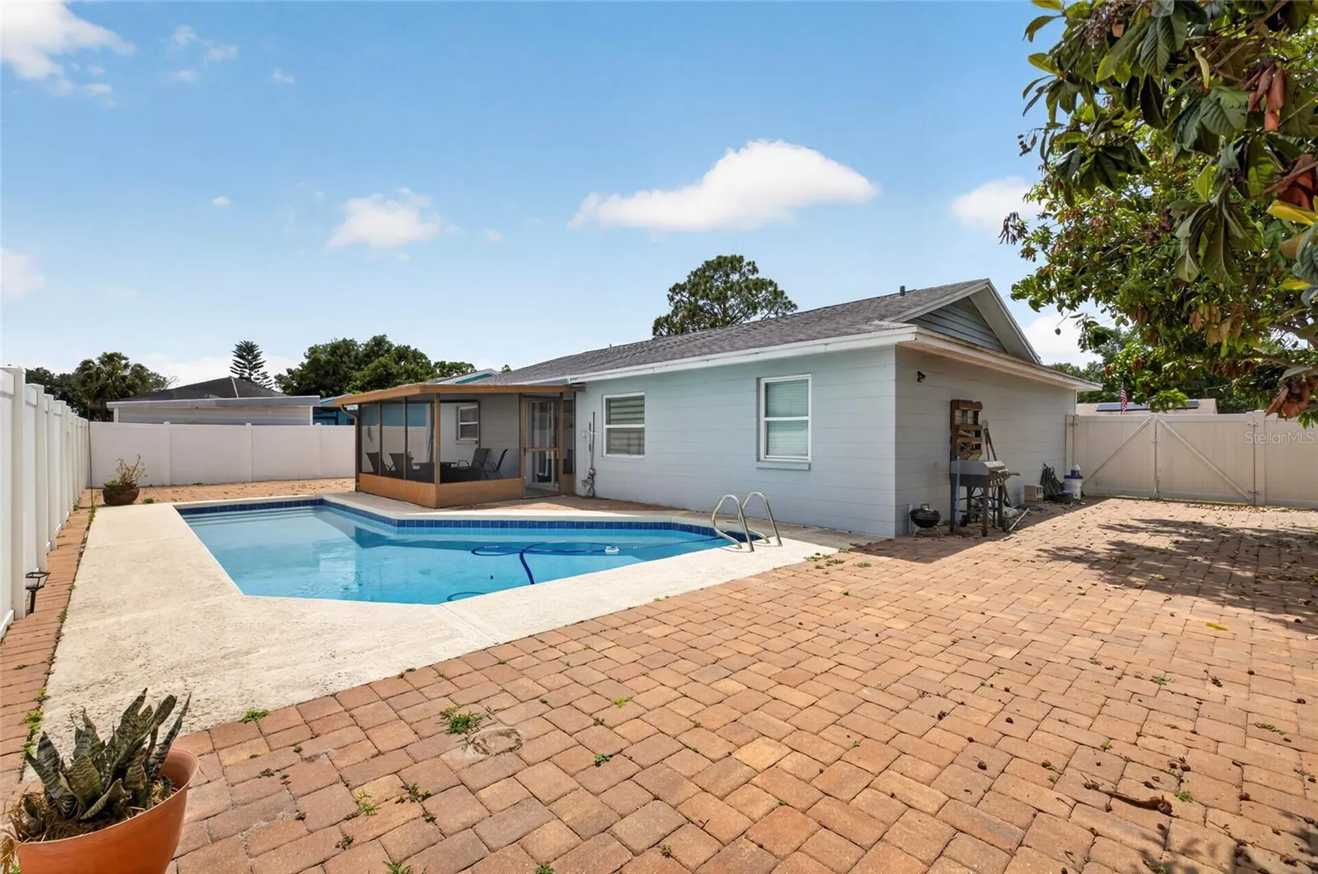 11207 Fireside Drive Tampa FL 33625