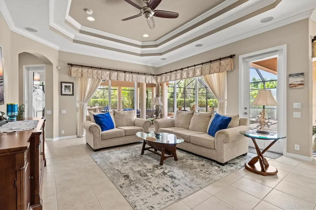 315 Petrel Trail Bradenton FL 34212