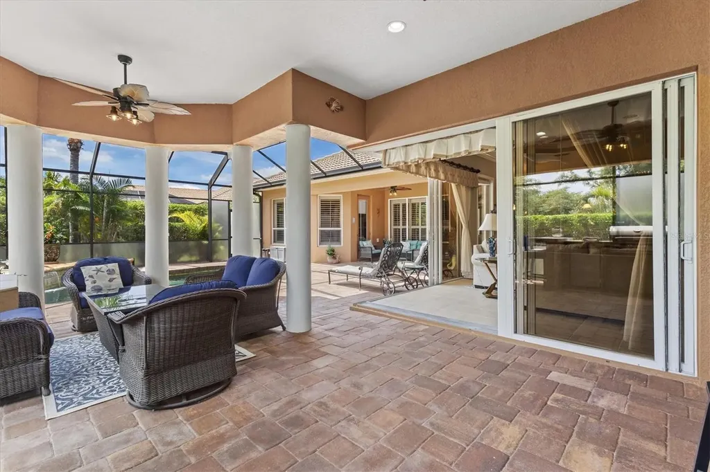 315 Petrel Trail Bradenton FL 34212