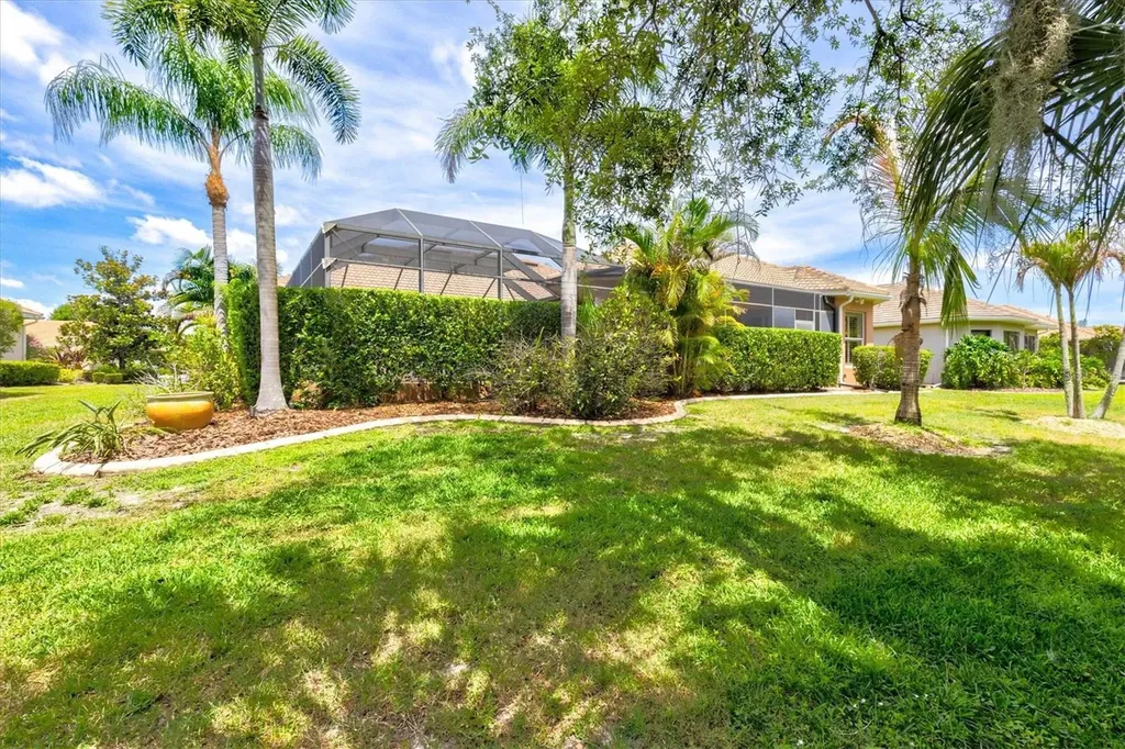 315 Petrel Trail Bradenton FL 34212