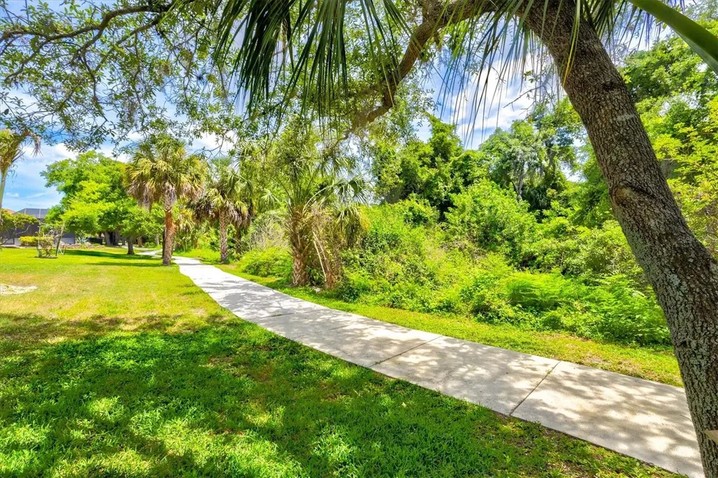 315 Petrel Trail Bradenton FL 34212