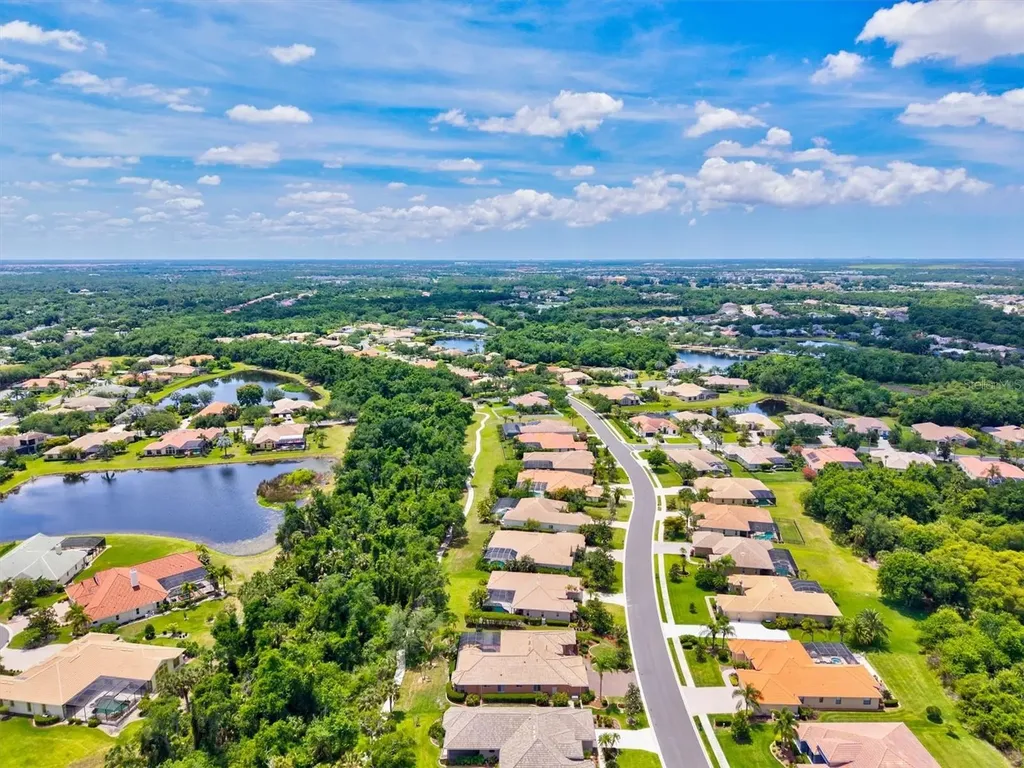 315 Petrel Trail Bradenton FL 34212