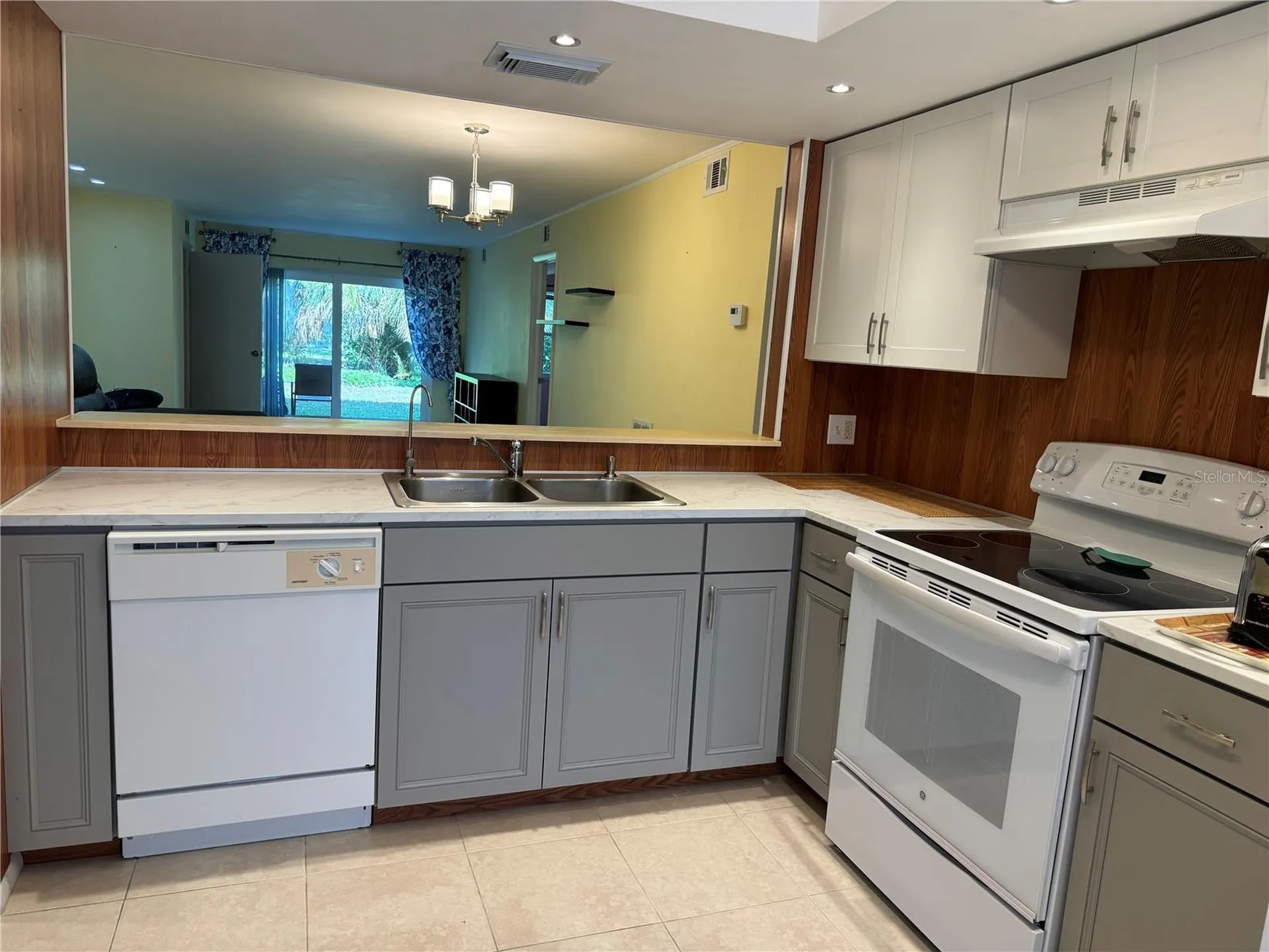 7580 92nd Street Seminole FL 33777