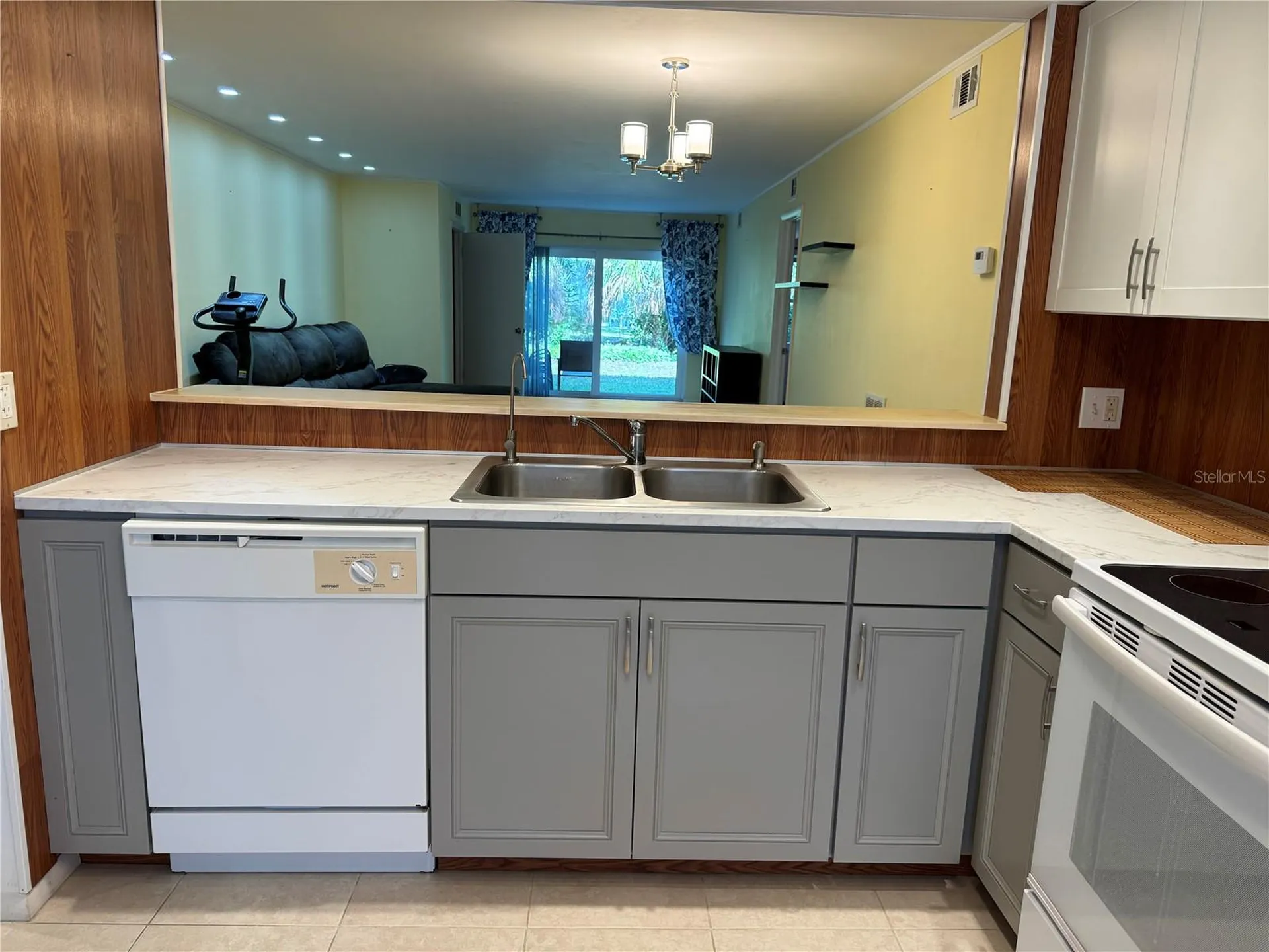 7580 92nd Street Seminole FL 33777