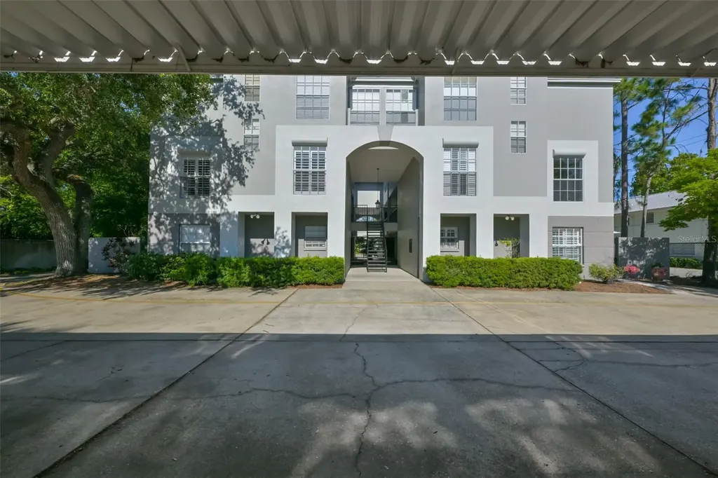 606 S Glen Avenue Tampa FL 33609