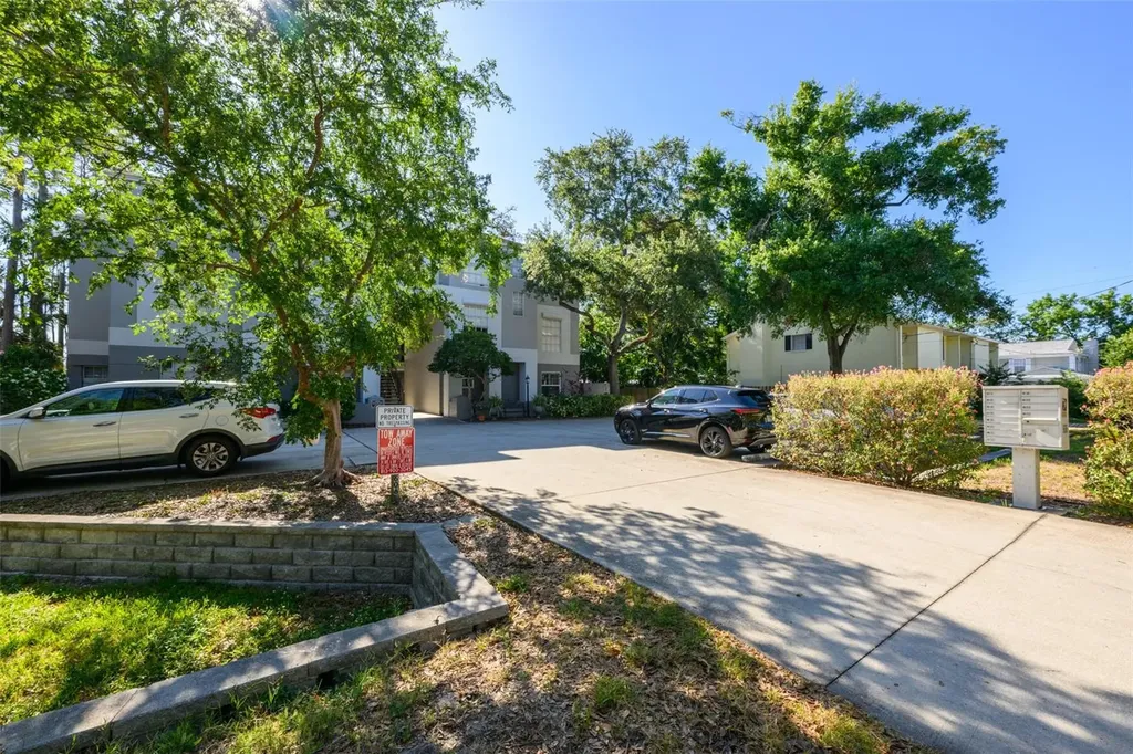 606 S Glen Avenue Tampa FL 33609