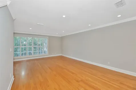 606 S Glen Avenue Tampa FL 33609