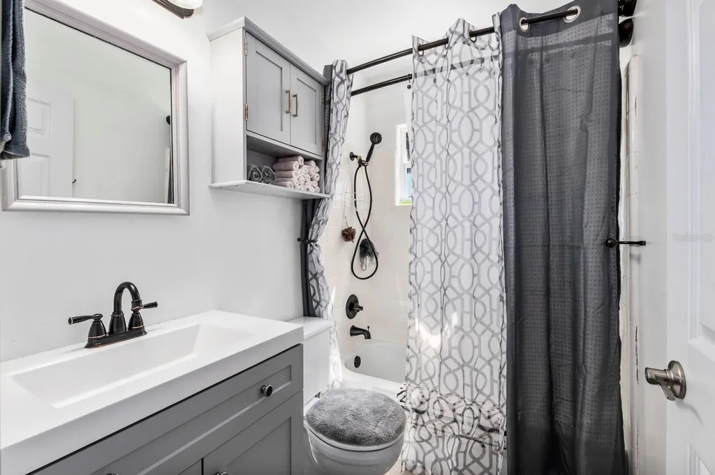 2352 Palm Terrace Sarasota FL 34231
