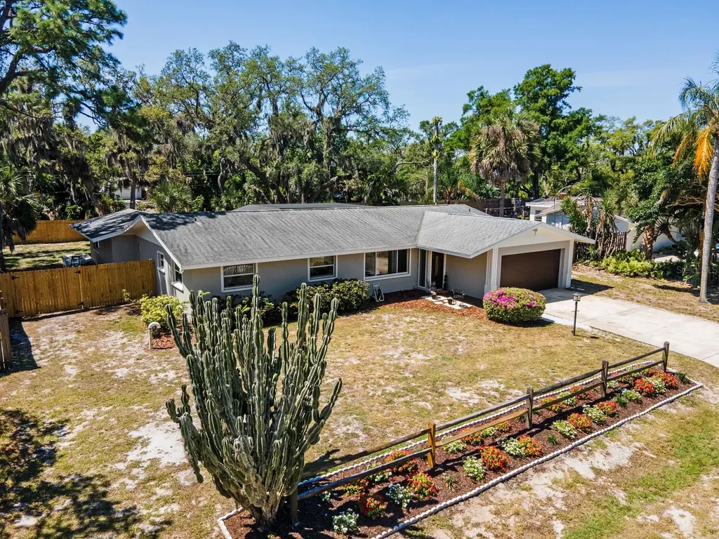 2352 Palm Terrace Sarasota FL 34231