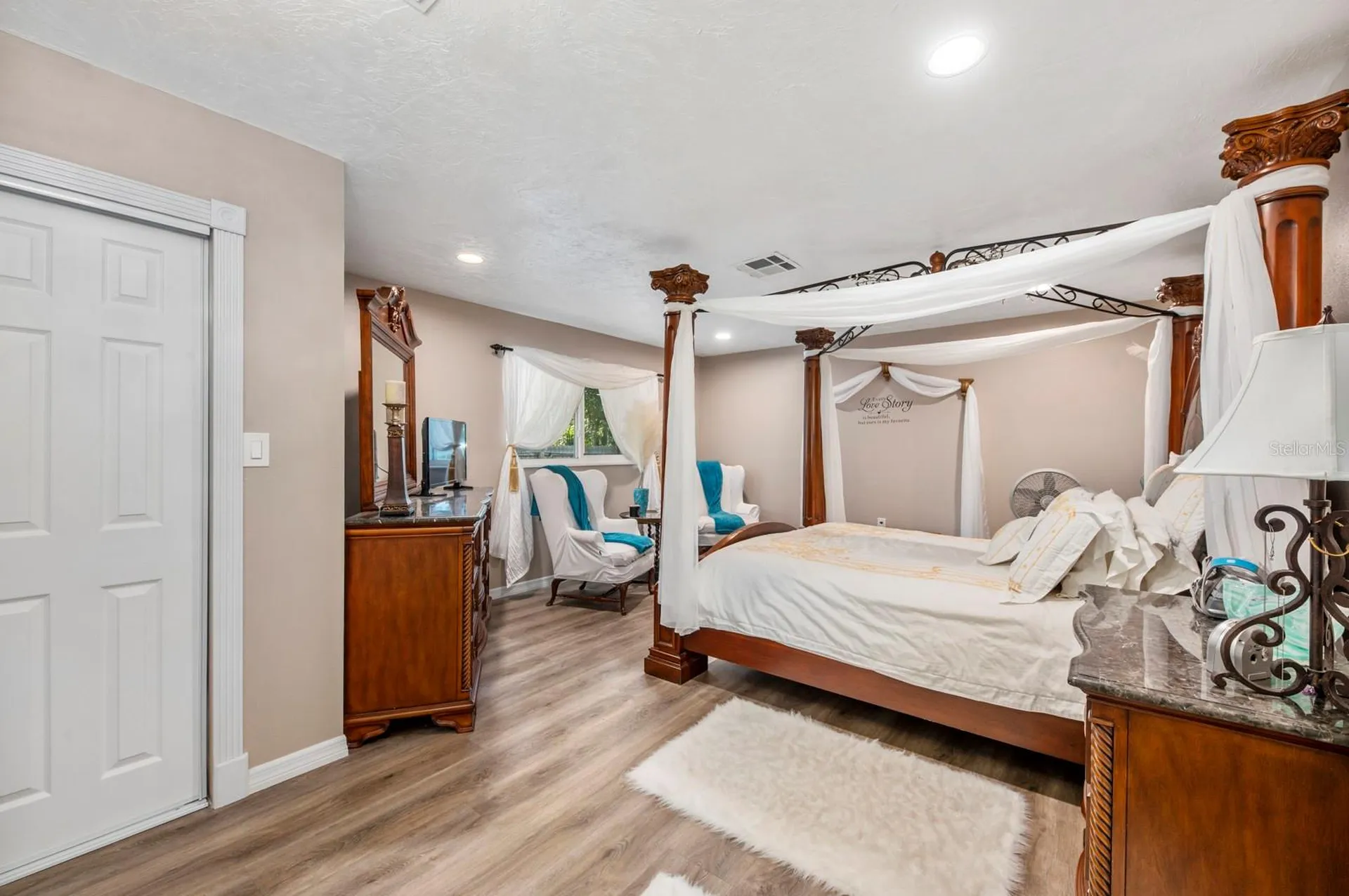2352 Palm Terrace Sarasota FL 34231
