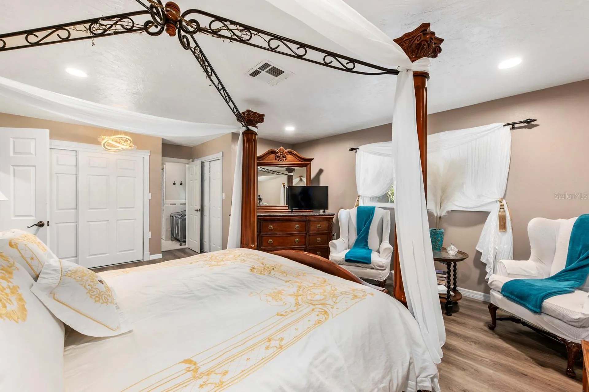 2352 Palm Terrace Sarasota FL 34231
