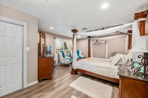 2352 Palm Terrace Sarasota FL 34231