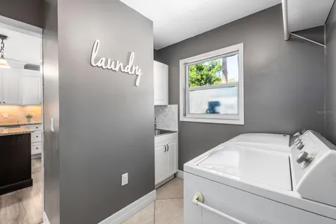 2352 Palm Terrace Sarasota FL 34231