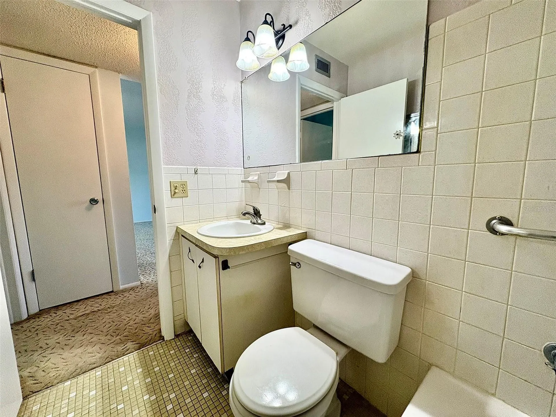 2428 Columbia Drive Clearwater FL 33763
