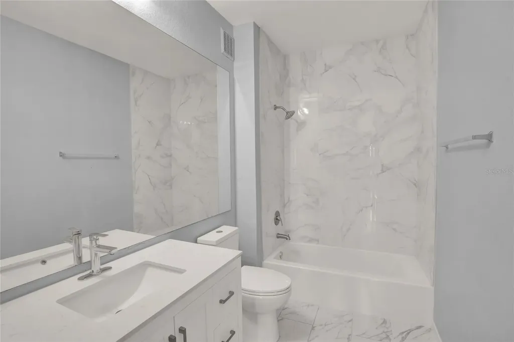 1325 Rotonda Point Lake Mary FL 32746