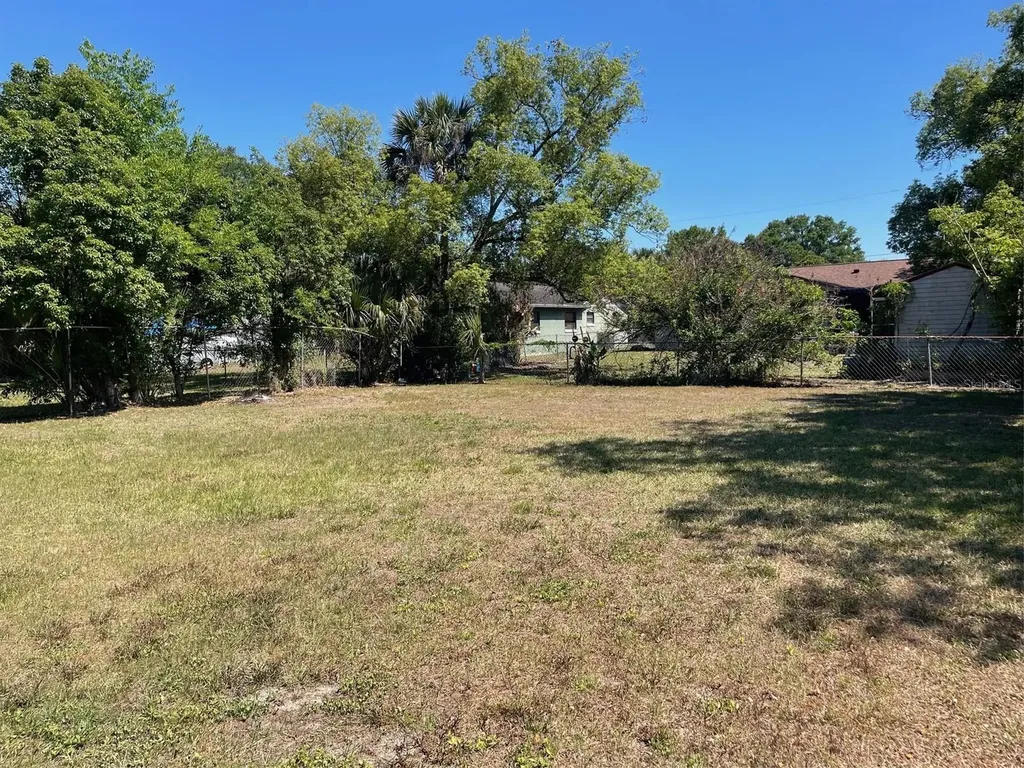 1935 W 14th Street Sanford FL 32771