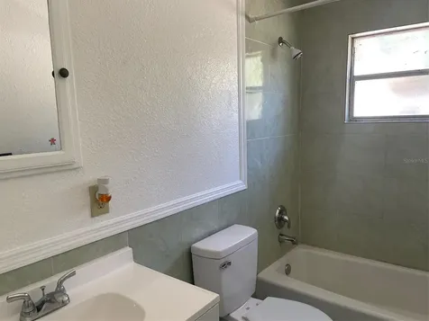 1935 W 14th Street Sanford FL 32771