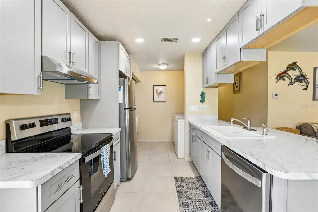 1104/1106 Amble Lane Clearwater FL 33755