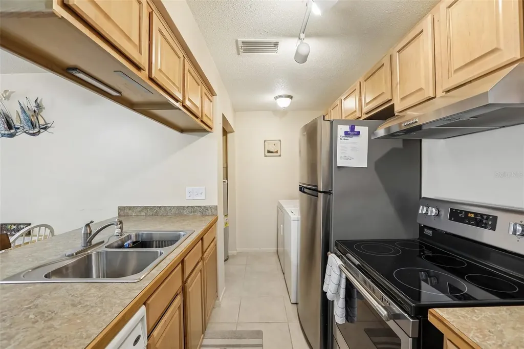 1104/1106 Amble Lane Clearwater FL 33755