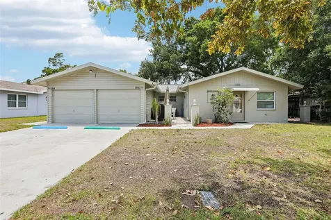 1104/1106 Amble Lane Clearwater FL 33755