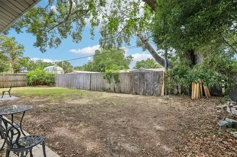 1104/1106 Amble Lane Clearwater FL 33755