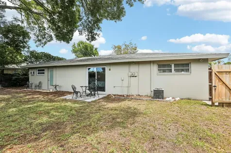 1104/1106 Amble Lane Clearwater FL 33755