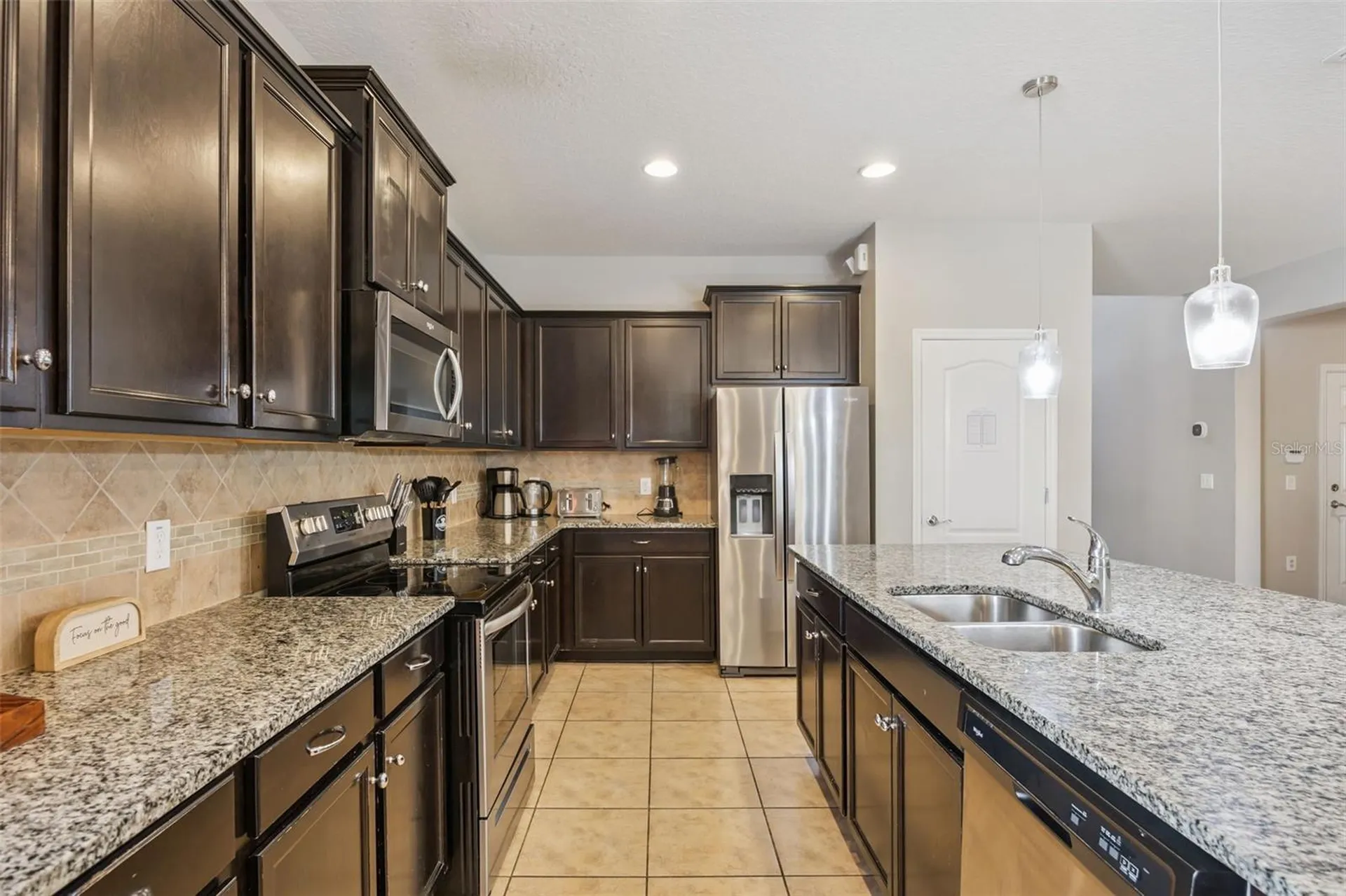 8875 Qin Loop Kissimmee FL 34747