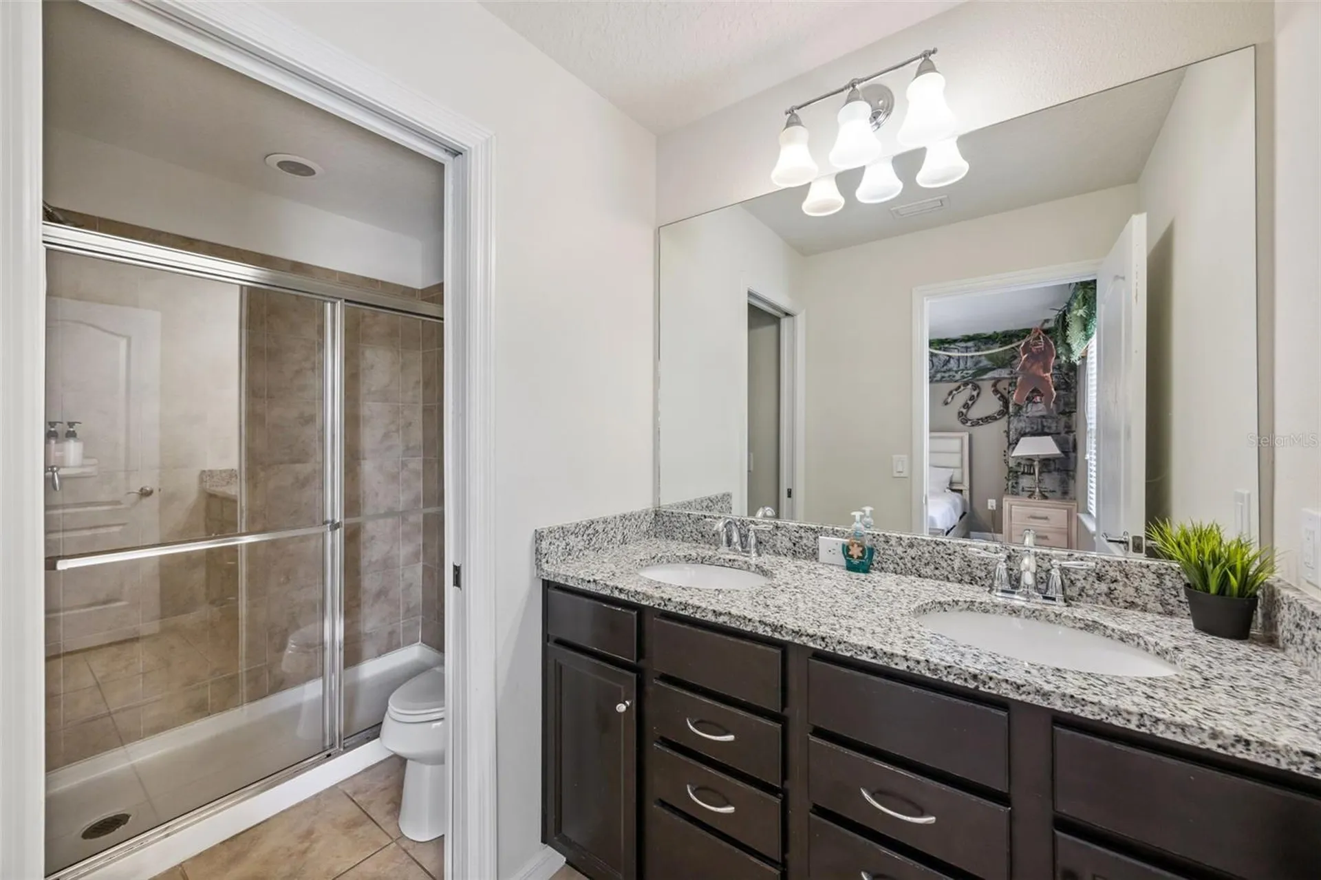 8875 Qin Loop Kissimmee FL 34747