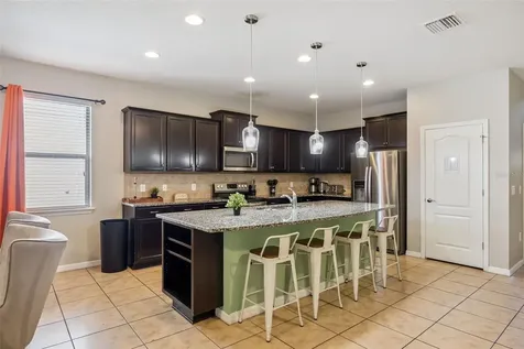8875 Qin Loop Kissimmee FL 34747