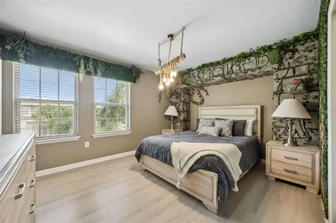 8875 Qin Loop Kissimmee FL 34747
