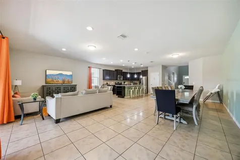 8875 Qin Loop Kissimmee FL 34747