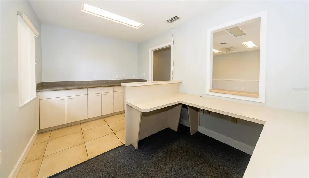 2001 Manatee Avenue E Bradenton FL 34208