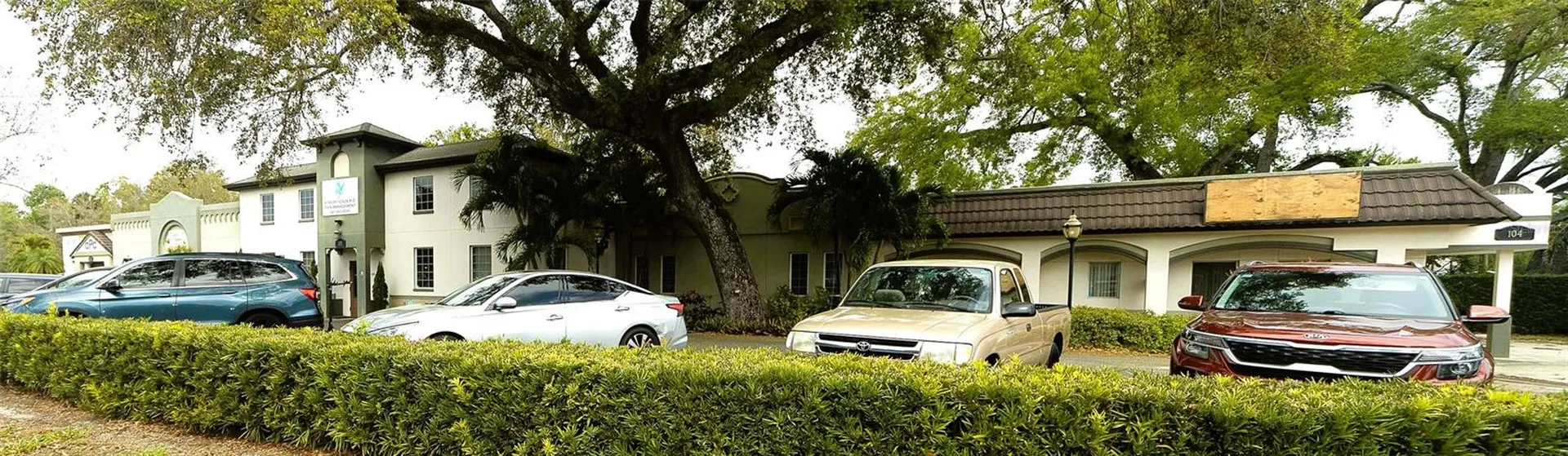 2001 Manatee Avenue E Bradenton FL 34208