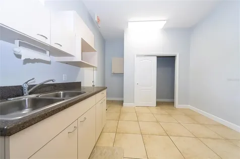 2001 Manatee Avenue E Bradenton FL 34208