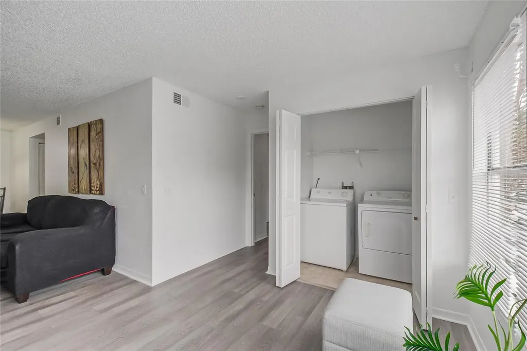 5120 Conroy Road Orlando FL 32811