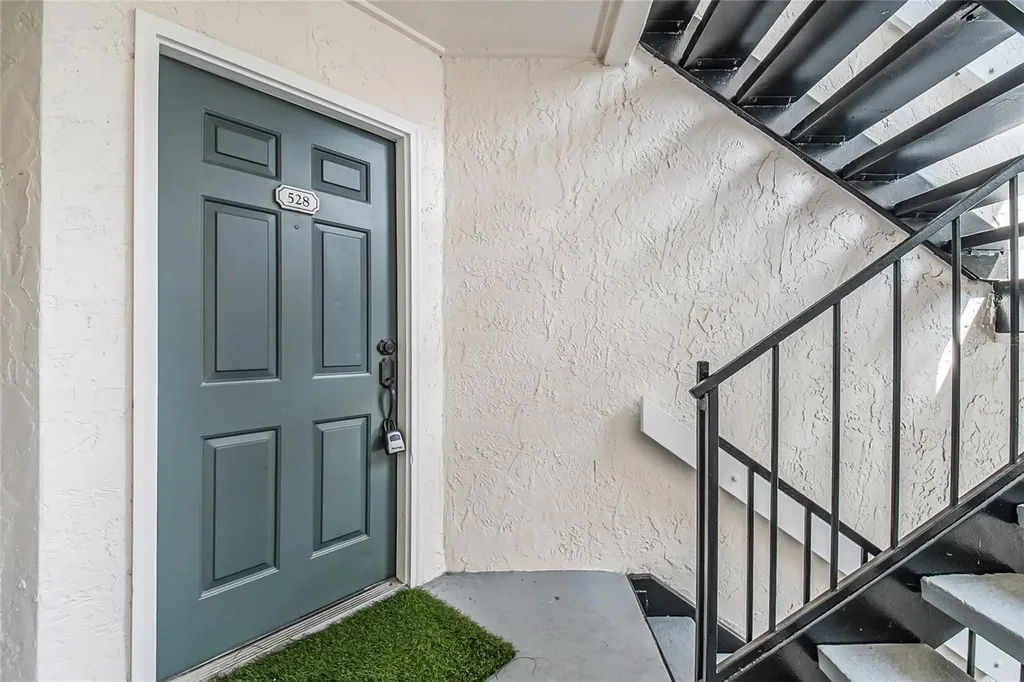 5120 Conroy Road Orlando FL 32811