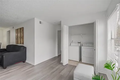 5120 Conroy Road Orlando FL 32811