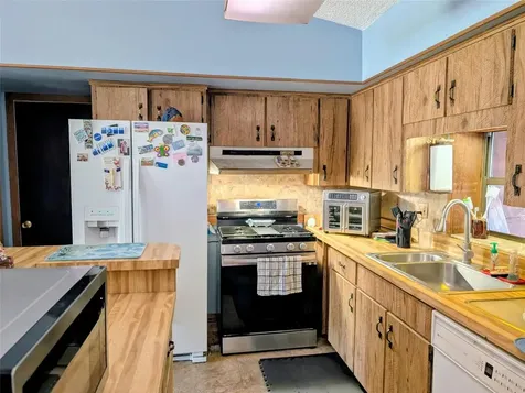 24514 Bonnett Road Astor FL 32102