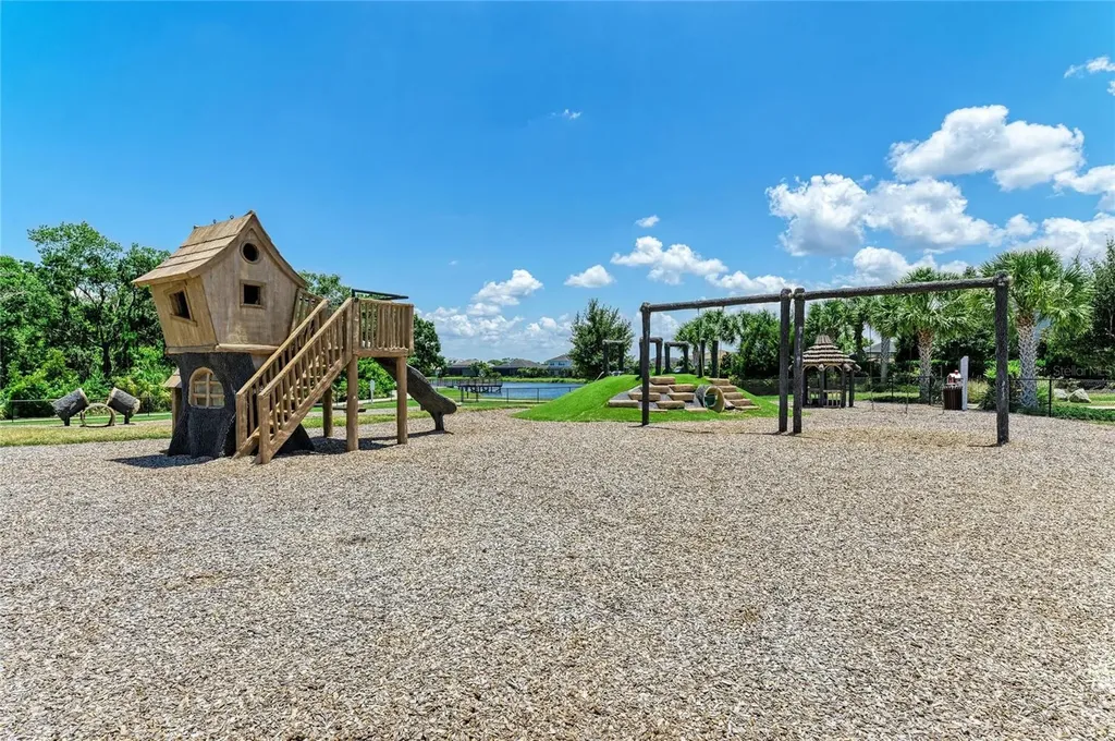 12151 Cranston Way Lakewood Ranch FL 34211