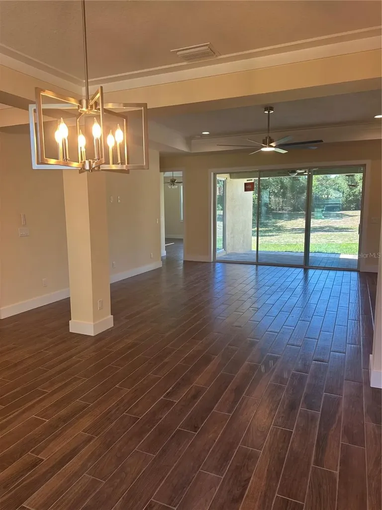 4011 Amber Road Valrico FL 33594