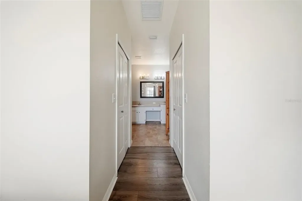 1902 Echo Pond Place Wesley Chapel FL 33543