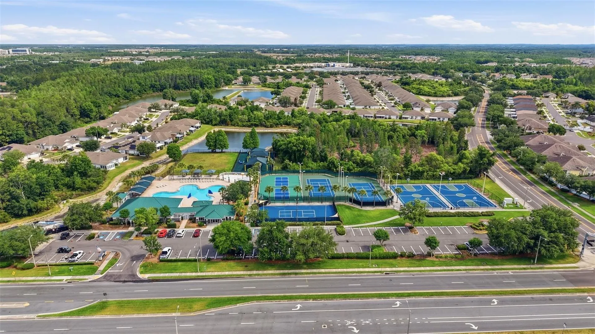 1902 Echo Pond Place Wesley Chapel FL 33543