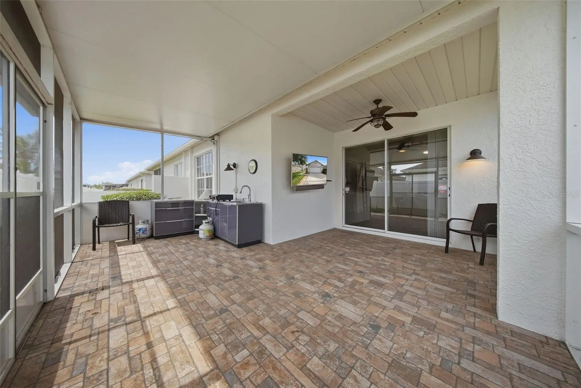 1902 Echo Pond Place Wesley Chapel FL 33543