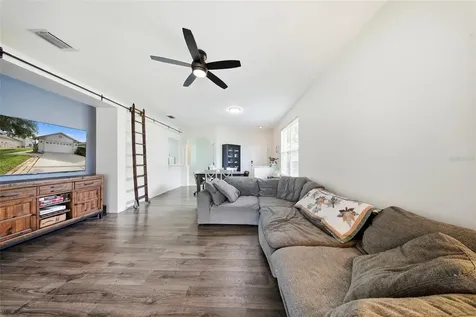 1902 Echo Pond Place Wesley Chapel FL 33543