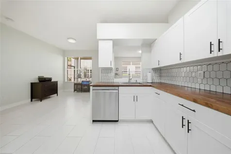 1902 Echo Pond Place Wesley Chapel FL 33543