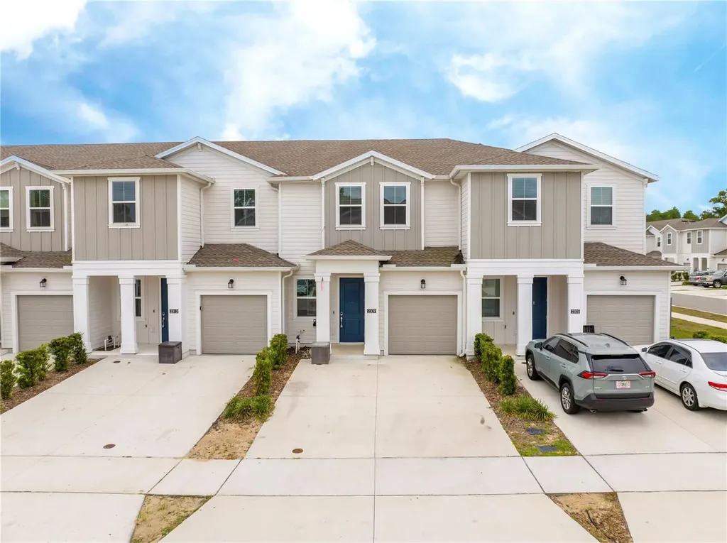 2309 Brook Marsh Loop Kissimmee FL 34747