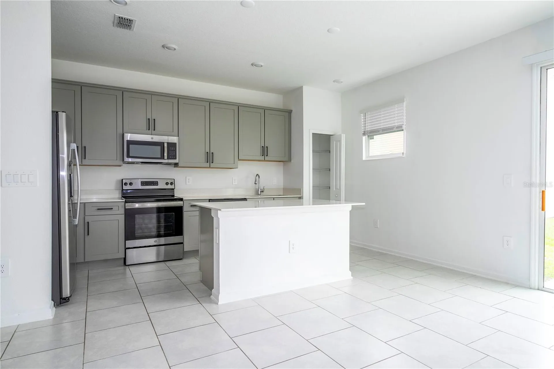 2309 Brook Marsh Loop Kissimmee FL 34747