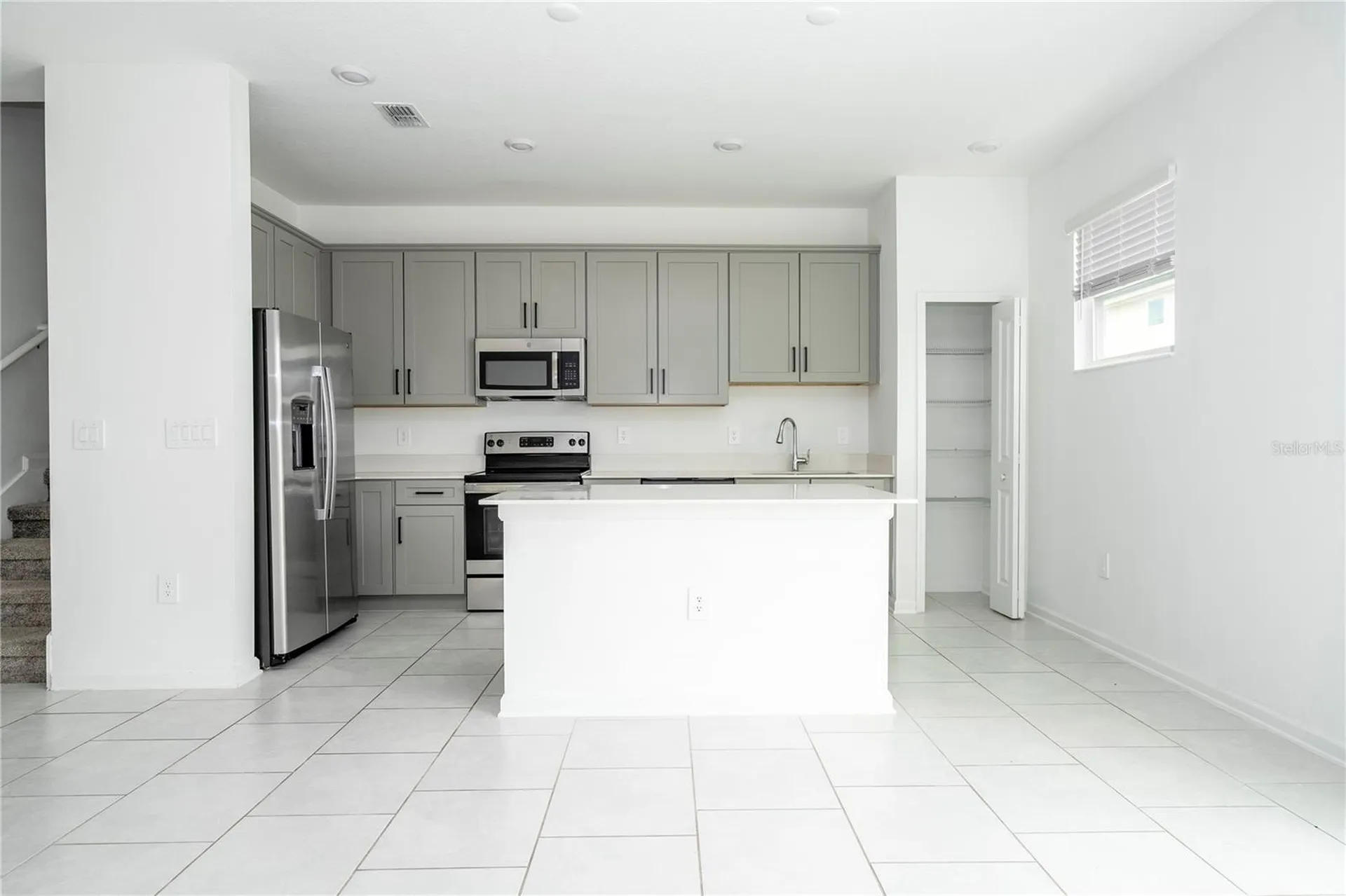 2309 Brook Marsh Loop Kissimmee FL 34747