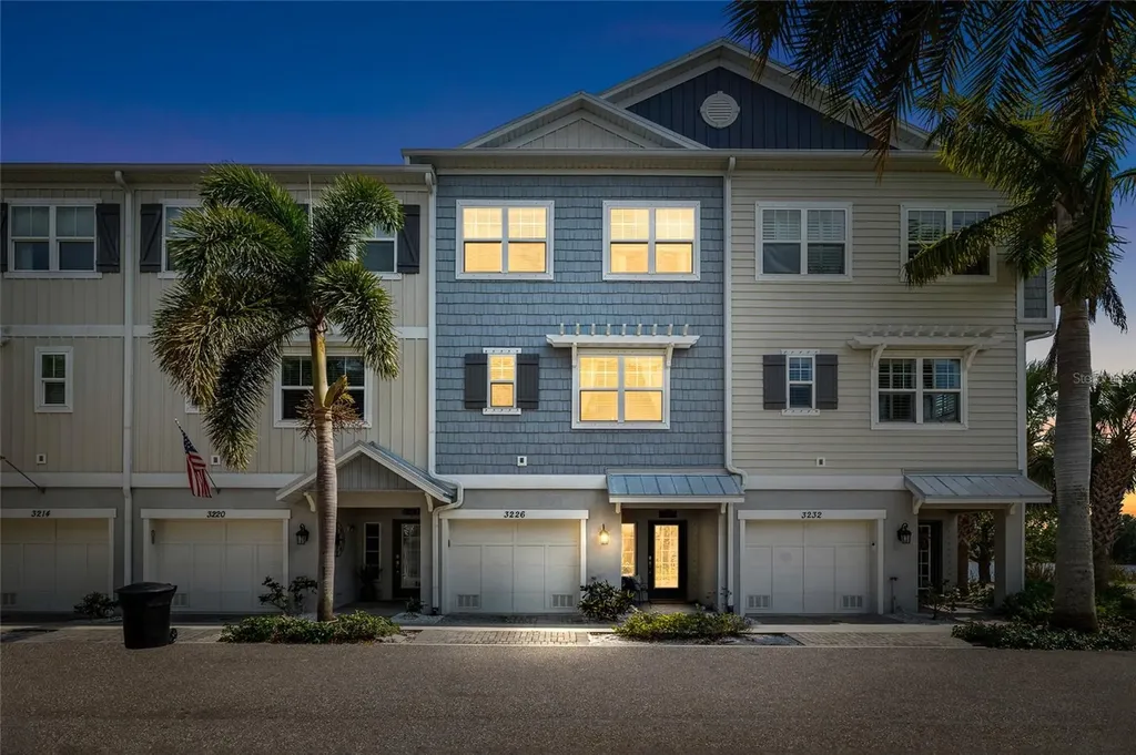 3226 Nautical Place S St Petersburg FL 33712