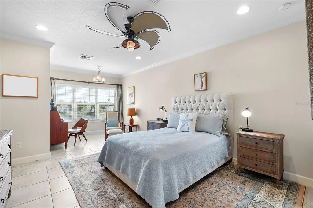 3226 Nautical Place S St Petersburg FL 33712